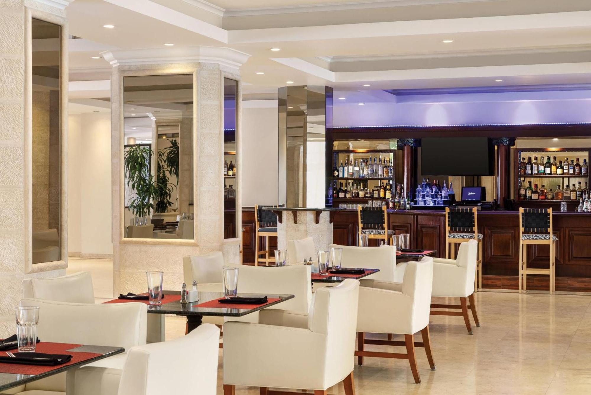 Hotel Radisson Miami 4*